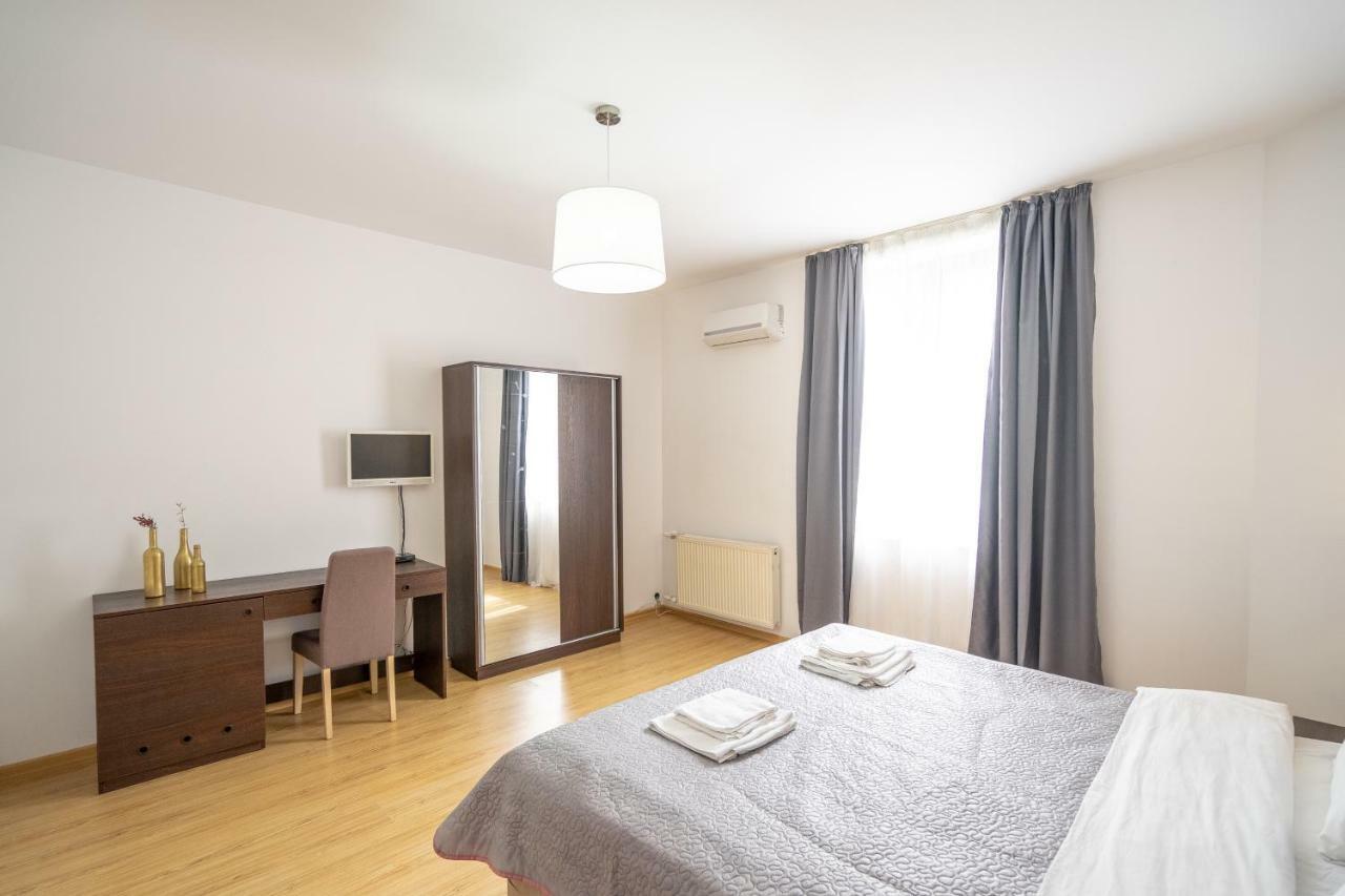 Vera View Hotel Тбилиси Екстериор снимка