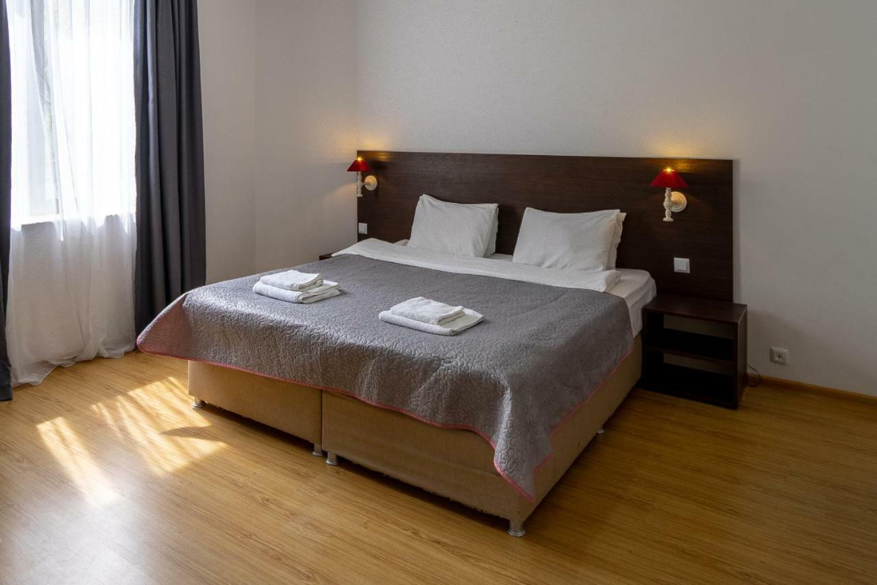 Vera View Hotel Тбилиси Екстериор снимка