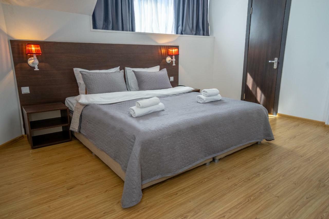 Vera View Hotel Тбилиси Екстериор снимка